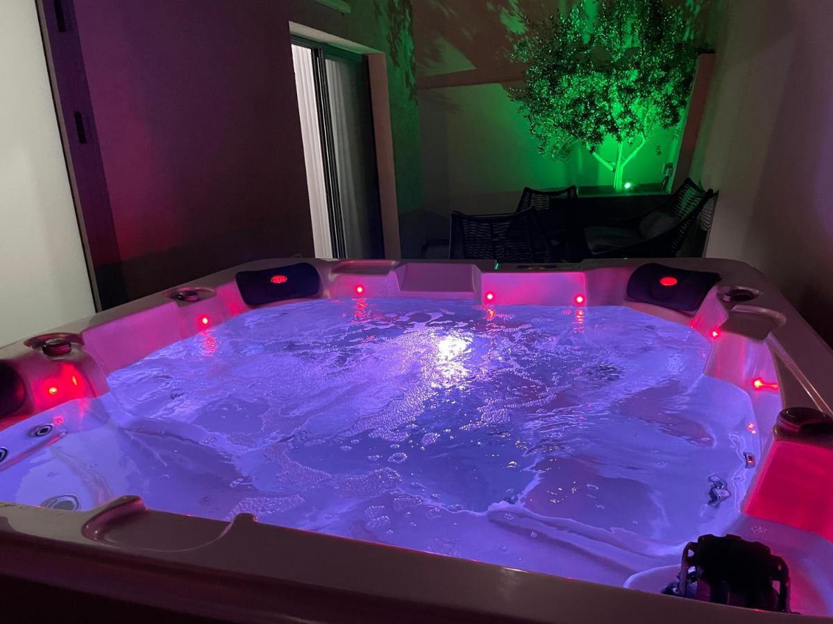 Appartement סוויטה אליטה ג'קוזי פרטי à Eilat Extérieur photo